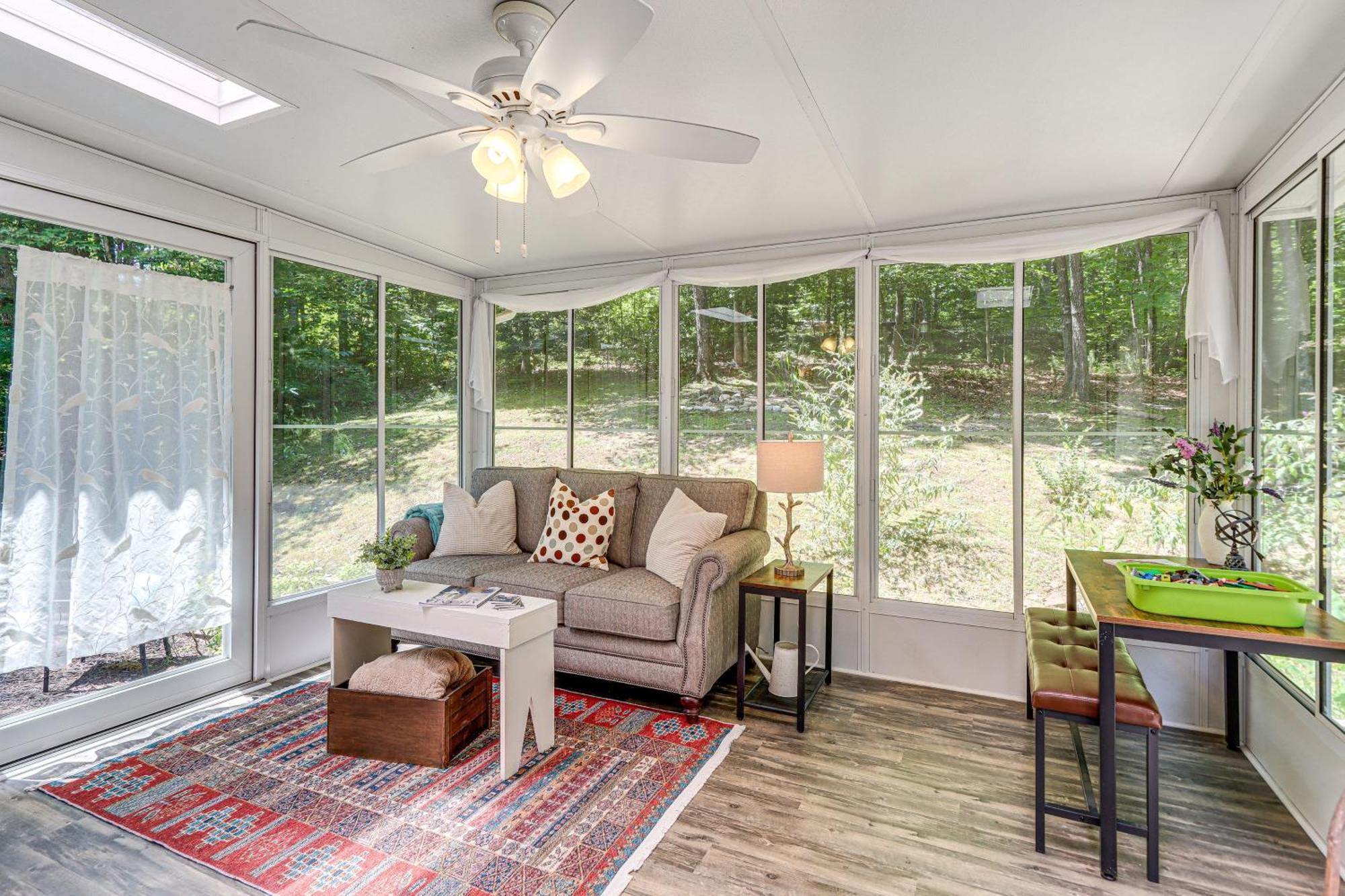 Pet-Friendly Home With Hot Tub In Blue Ridge! Exterior photo